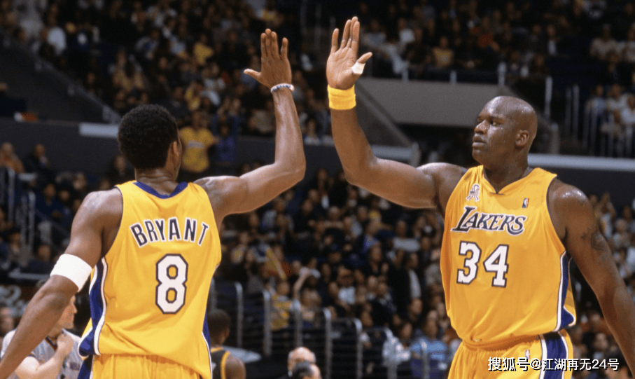 76场比赛10个帽子戏法，凯恩帽子戏法数来到德甲历史第五（76战10次戴帽，凯恩帽子戏法数升至德甲历史第5）